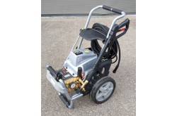 Nettoyeur HP 200 bars 380V - 21L/Min sur diable Nettoyeur HP 200 bars 380V - 21L/Min sur diable